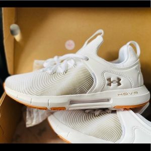 Under Armour Hovr Rise 2 Casual Womens Sneakers Shoes size 8.5 White / Metallic